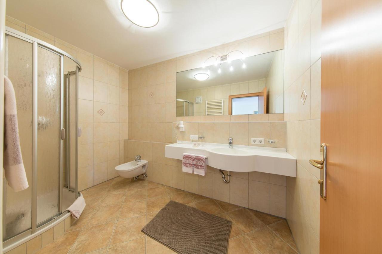 Residence Rossboden Mit Hallenbad Verano Pokoj fotografie